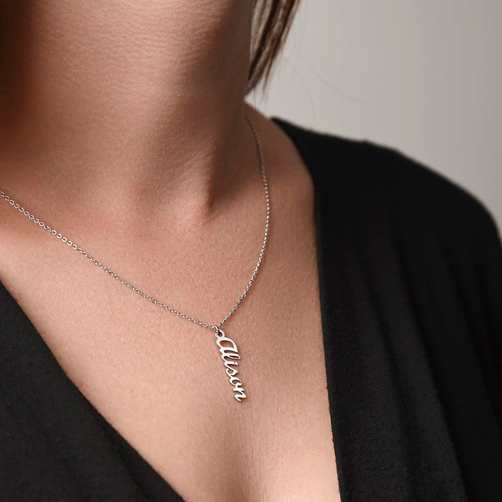 Go Vertical With a Stunning Vertical Name Necklace